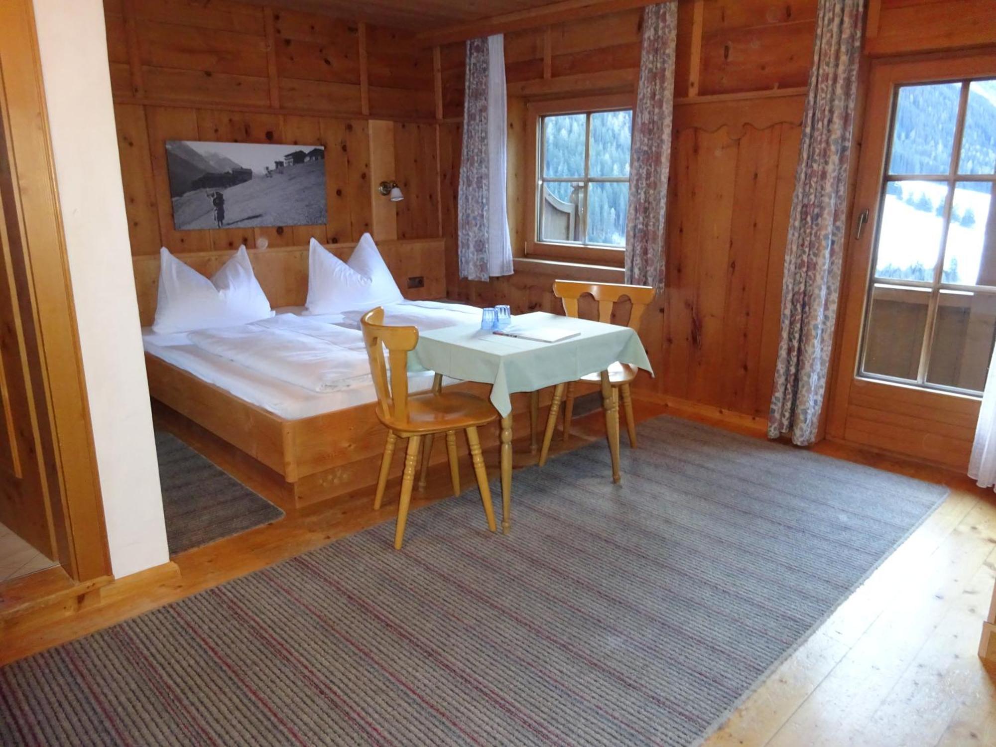 Landhaus Loeberbauer 图克斯 外观 照片